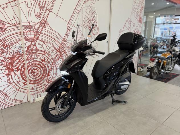 Honda SH 125 SH 125 - bauletto keyless e parabrezza - YM 2026 - Foto 5