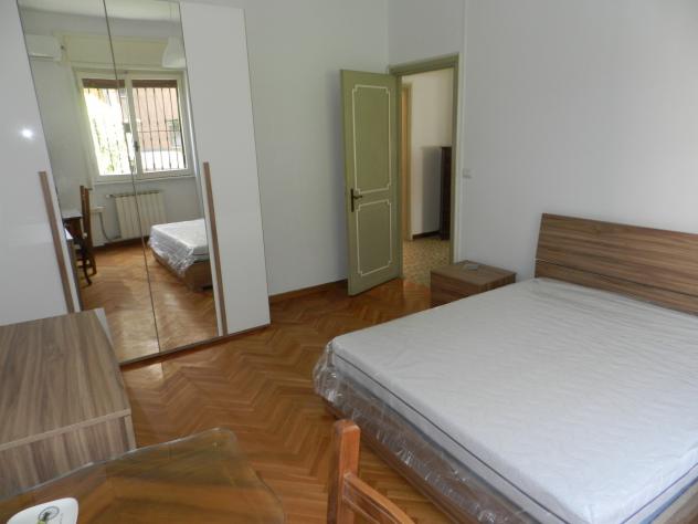 Stanza in appartamento in affitto a Roma - Foto 5