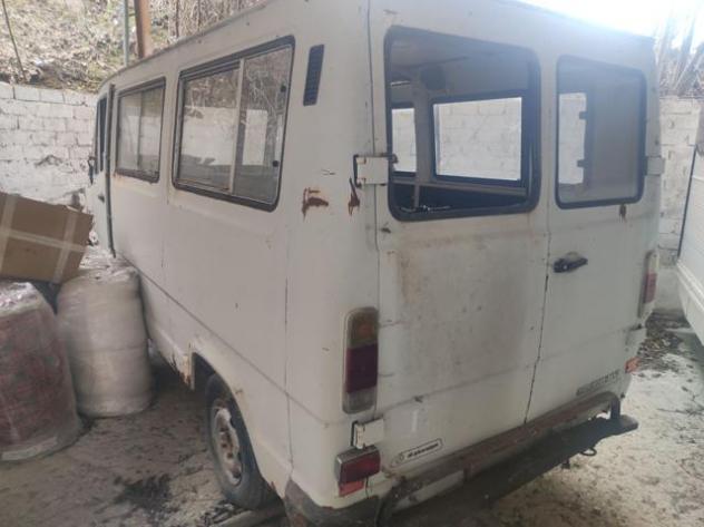 MERCEDES-BENZ 207d rif. 22427752