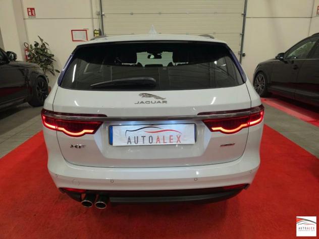JAGUAR - XF - 2.0d 180 CV AWD R-Sport Automatico - Foto 5