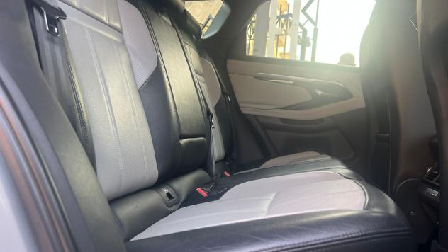 Land Rover Range Evoque 2.0D I4 180 CV AWD Auto R-Dynamic SE - Foto 10