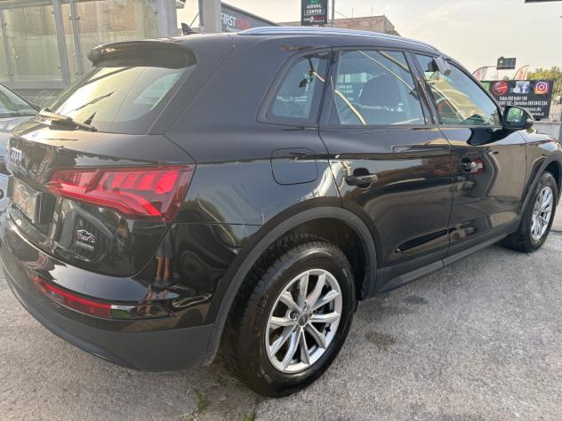 Audi Q5 35 TDI quattro S tronic Business - Foto 5