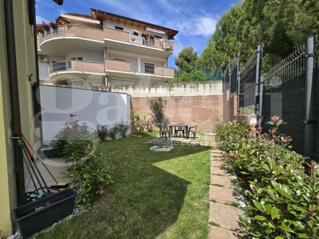 Villa a schiera - Roseto degli Abruzzi . Rif.: Cod. rif 3317437VRG