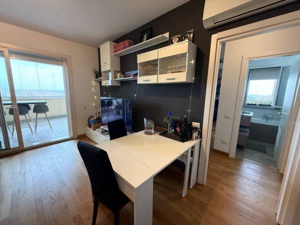 CASAL BERTONE ATTICO CON TERRAZZO DI 40 mq