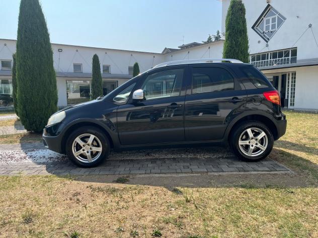 FIAT Sedici 2.0 MultiJet 16v 135cv DPF Emotion 4x4 - Foto 3