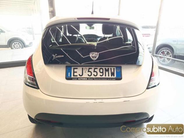 LANCIA Ypsilon 1.3 MJT 75 CV Platino rif. 24021295 - Foto 8