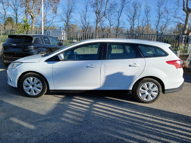 Ford Focus 1.6 TDCi 95 CV SW Titanium - Foto 2
