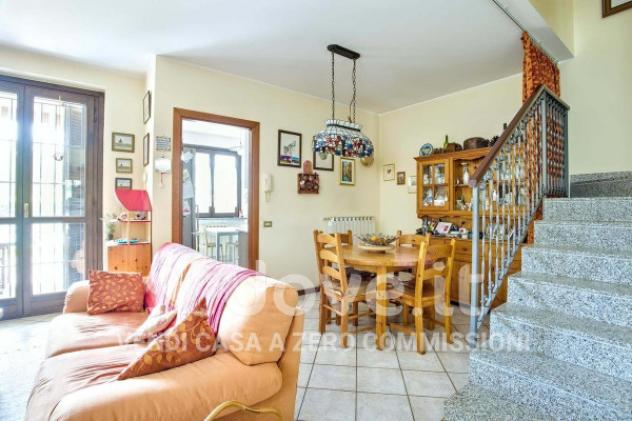 Villa di 150 m² con 4 locali e box auto in vendita a Besozzo - Foto 11