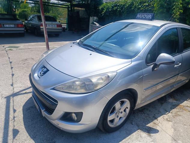 Peugeot 207 1.4 HDi 70CV 5p. Active - Foto 4