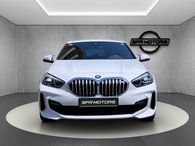 BMW Serie 1 118i MSport 1.5 136cv - PROMO - Foto 2
