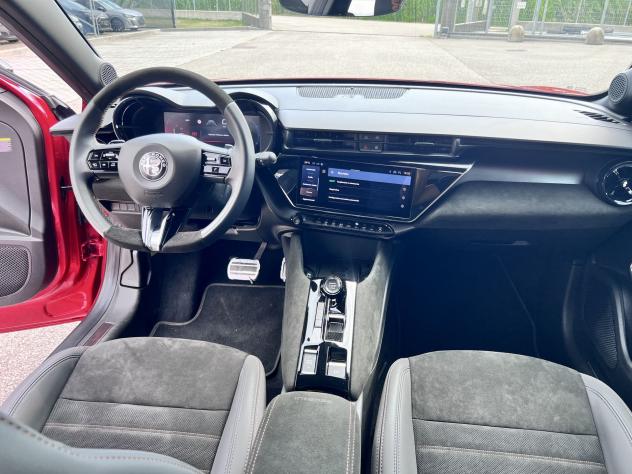 Alfa Romeo Junior Junior 1.2 ibrida Q4 Intensa 145cv edct6 4x4 - Foto 8