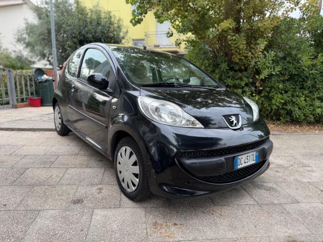 Peugeot 107 1.0 68CV 3p. Plaisir - Foto 2