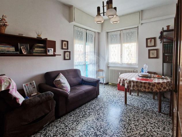 Nuda proprietà – Bilocale all’ultimo piano con vista aperta a pochi passi dalla M1 Rondò - Foto 2