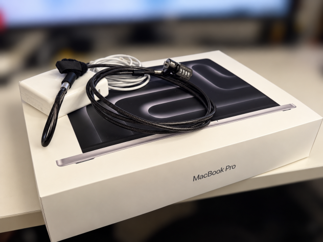 MacBook Pro 16 M1 Max 32GB 1TB GPU 32 Core - Foto 5