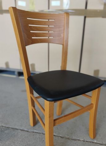 Super offerta: SEDIA IN FAGGIO IMBOTTITUTA ECOPELLE NERO