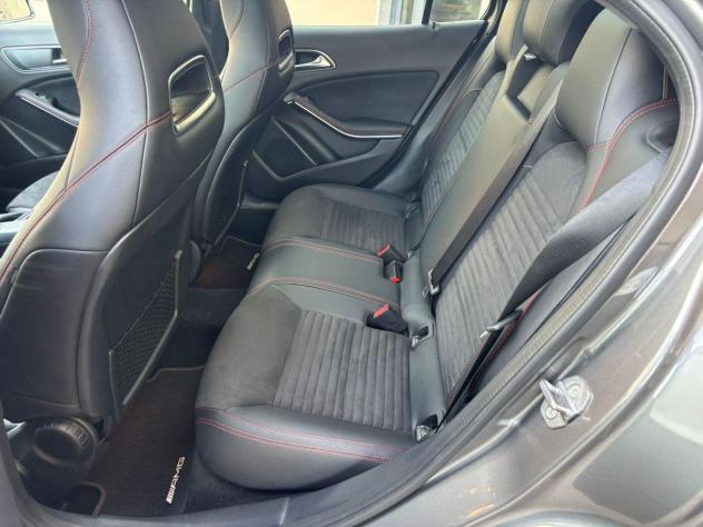 MERCEDES Classe GLA 200 d Automatic 4Matic Premium - Foto 7
