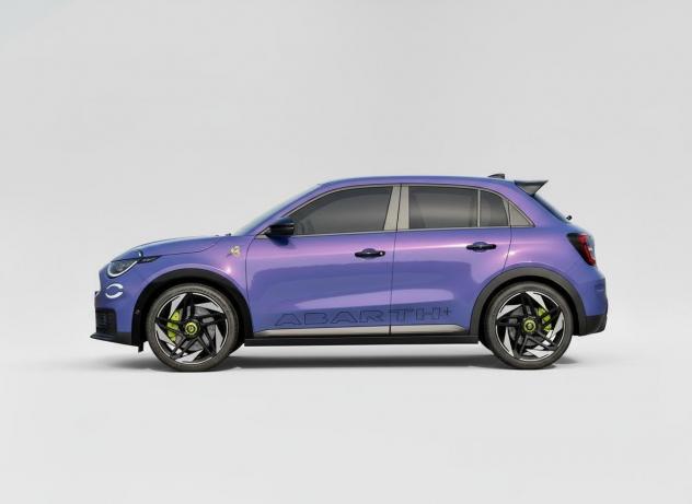 Abarth 600e Elettrica 240cv Turismo - Foto 2