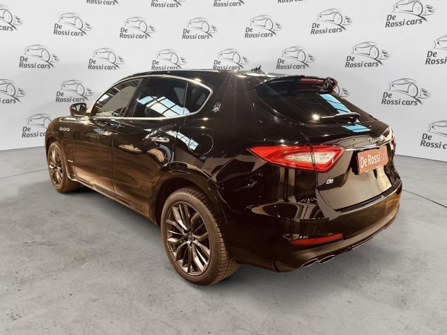 Maserati Levante V6 Diesel 275 CV AWD Gransport - Foto 4