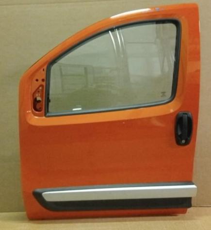 PORTA ANT.S. TREKKING ARANCIO MET. C/ALZ. E SERR  Carrozzeria  Lamierati esterni  Porte  Porta ant. sx. FIAT - QUBO - 01-07-2008 -