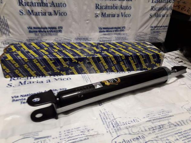 Ammortizzatori post hyundai ix35 553113s020