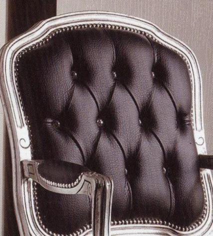 POLTRONA STILE 700