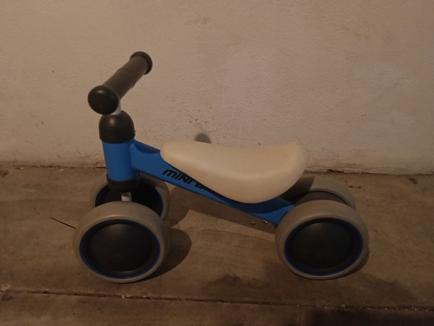 Bici senza pedali per bambini, da sistemare