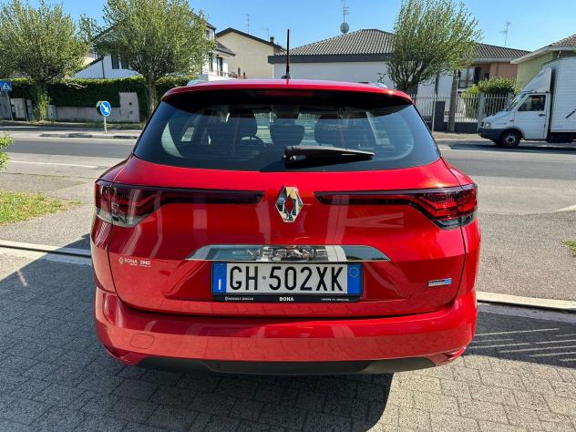 Renault Megane Sporter E-Tech PHEV 1.6 PHEV E-TECH 116KW BUSINESS AUTO - Foto 6