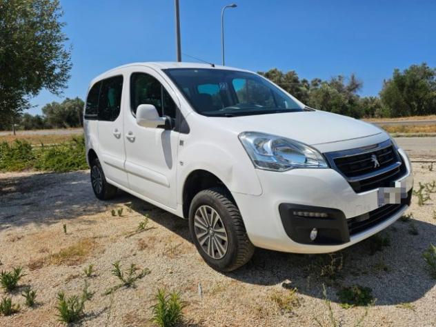 PEUGEOT Partner Tepee 1.6 BlueHDi 100 CV 4x4 Active Traction rif. 23823320 - Foto 3