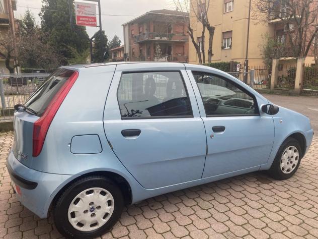 Fiat Punto 1.2 KM 126.000 Si Neopatentati - Foto 2