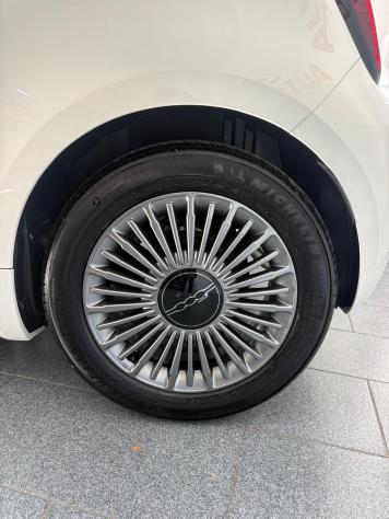 Fiat 500 1.0 Hybrid - Foto 10
