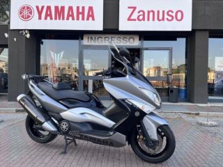 Yamaha T Max null