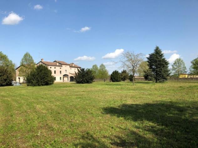 Rustico / Casale di 1100 m² con più di 5 locali in vendita a Carpi - Foto 4