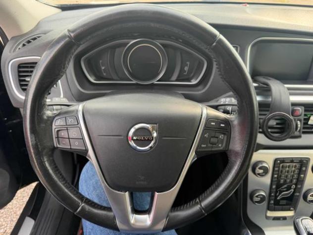 VOLVO V40 Cross Country D2 Summum OCEAN RACE rif. 24175020 - Foto 8