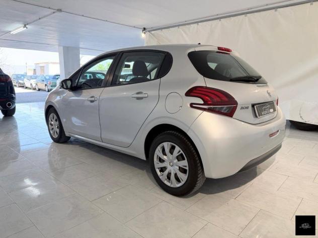 PEUGEOT 208 2018 1.6 HDI 75 CV X NEOPATENTATI - Foto 10