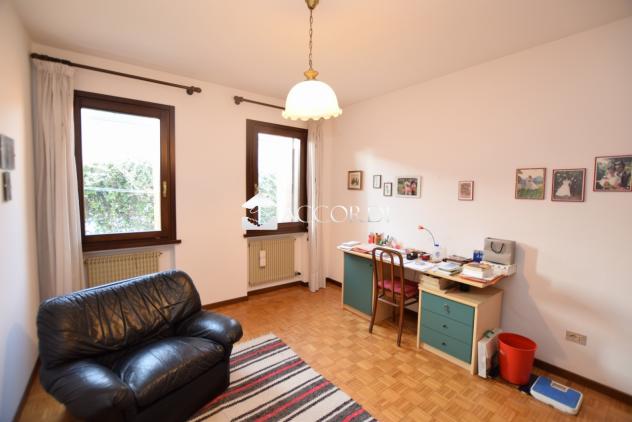 CASA INDIPENDENTE di 4 vani e di 252 mq (MONTEBELLUNA) rif. AS530 - Foto 9