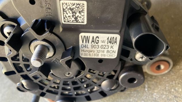 Alternatore Audi Q2 2.0TDI 4x4 del 2017 (04L903023K) - Foto 4