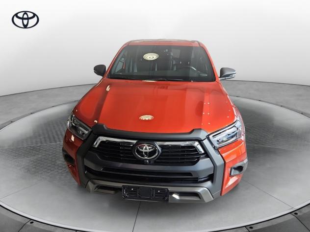 Toyota Hilux 2.8 D-4D 48V A/T 4WD DC Invincible