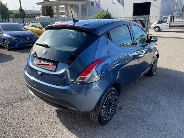 Lancia Ypsilon 1.2 69 CV 5 porte GPL Ecochic - Foto 5