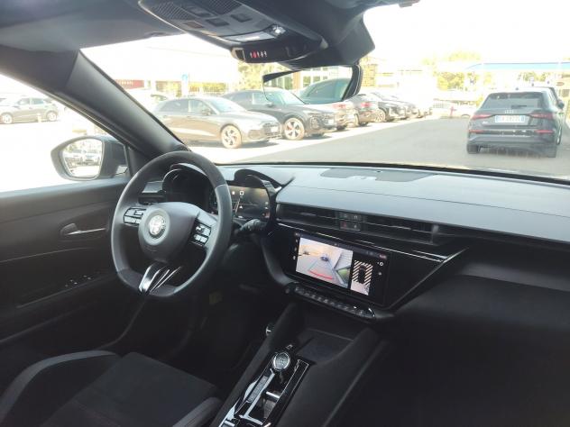 Alfa Romeo Junior Ibrida 1.2 145CV Hybrid eDCT6 ibrida Q4 Ti - Foto 8