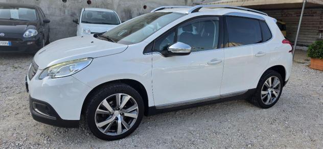 PEUGEOT 2008 1.6 e-HDi 92 CV S&S Allure - Foto 3