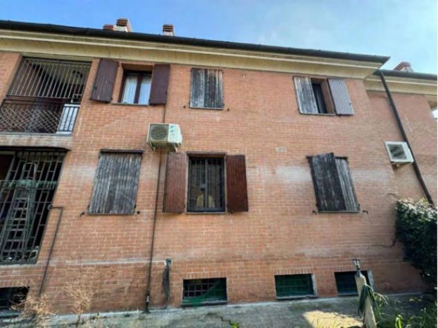 Immobile in asta di 90 m², box auto in vendita a Medicina - Foto 2