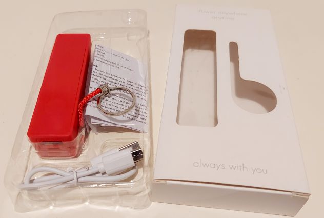 Power bank YOUTER da 1200 mAh 1 uscita usb input micro usb modello in rosso nuov