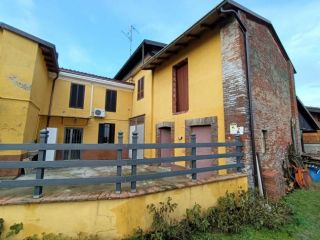 Porzione di casa in affitto a Castel San Giovanni