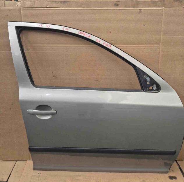 PORTIERA ANTERIORE DESTRA SKODA Octavia Berlina 3° Serie (0411)