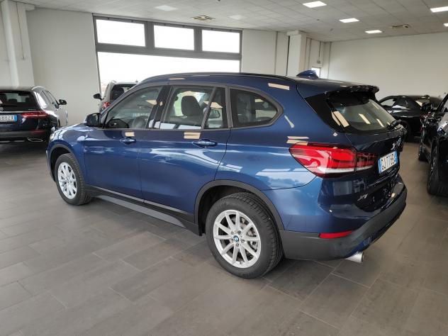 BMW X1 sDrive20d Auto Navi Adap.Cruise Camera+Sensori - Foto 9
