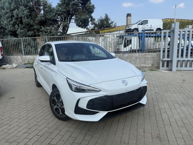 MG MG3 1.5 Hybrid+ Luxury KM0 - Foto 2
