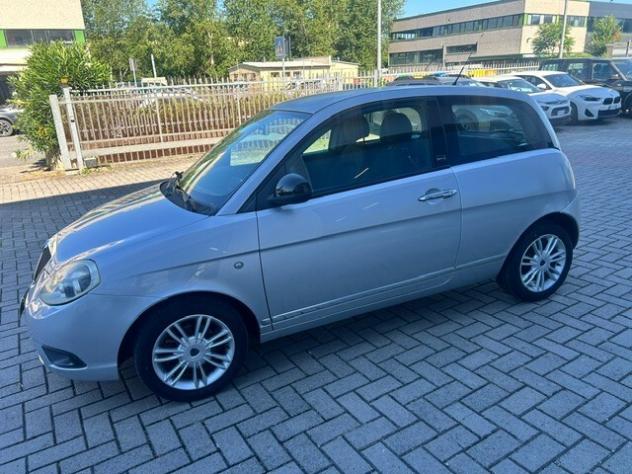 Lancia Ypsilon 1.2 69 CV 5 porte S&S Platinum - Foto 4