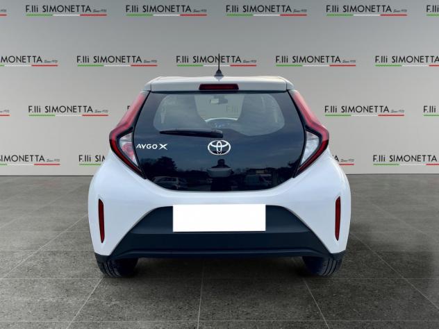 Toyota Aygo X 1.0 Active 72cv - KM0 - Foto 5