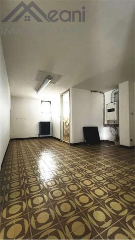 455 - VENDUTO - MAGAZZINO CON RISCALDAMENTO DI 150 MQ.CA. - Foto 6
