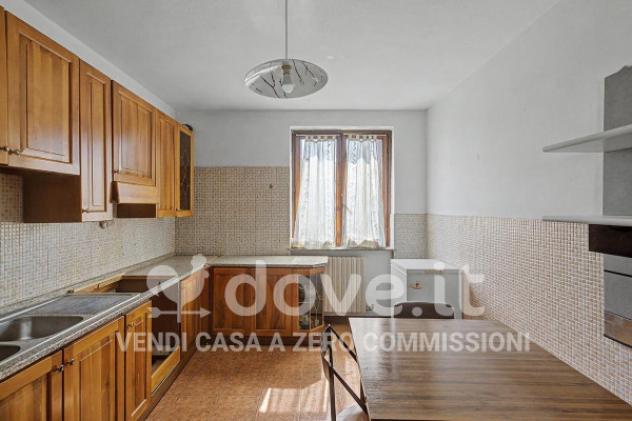 Villa di 300 m² con più di 5 locali e box auto in vendita a Ferno - Foto 12